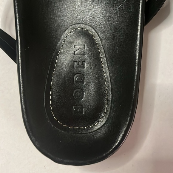 Boden Black Leather sandals size 38 EU (7.5 US) - Picture 3 of 5